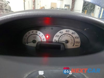 Zdjęcie 9 z 11 samochodu: 2003 TOYOTA ECHO BASE VIN:JTDBT123535042863 - miniatura