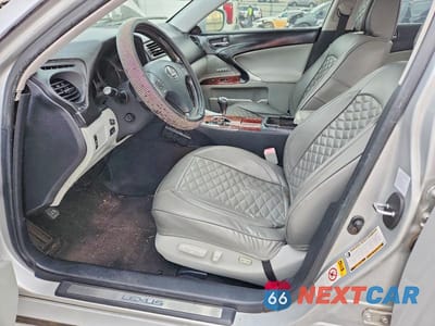 Zdjęcie 7 z 11 samochodu: 2006 LEXUS IS 350 VIN:JTHBE262265004480 - miniatura