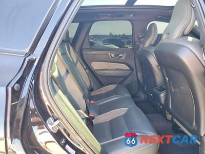Zdjęcie 11 z 14 samochodu: 2020 VOLVO XC60 T5 R-DESIGN VIN:YV4102DM2L1508074 - miniatura