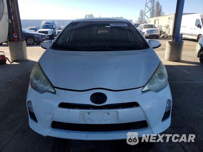 Piąte zdjęcie samochodu w środku: 2013 TOYOTA PRIUS C VIN:JTDKDTB37D1035186 - miniatura