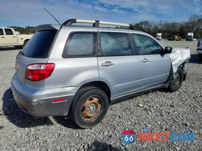 Trzecie zdjęcie samochodu z tyłu: 2005 MITSUBISHI OUTLANDER LS VIN:JA4LX31F95U019654 - miniatura