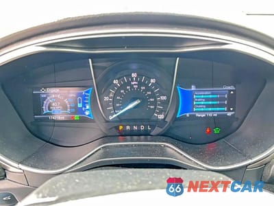 Zdjęcie 8 z 10 samochodu: 2017 FORD FUSION SE HYBRID VIN:3FA6P0LU4HR232655 - miniatura