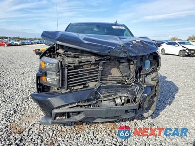 Piąte zdjęcie samochodu w środku: 2022 CHEVROLET SILVERADO LTD C1500 CUSTOM VIN:1GCRWBEK3NZ202359 - miniatura