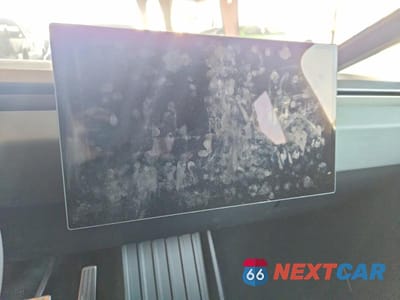 Zdjęcie 9 z 13 samochodu: 2025 TESLA CYBERTRUCK VIN:7G2CEHED9SA075321 - miniatura