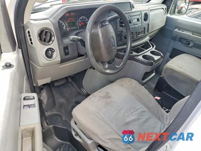 Zdjęcie 8 z 12 samochodu: 2014 FORD ECONOLINE E250 VAN VIN:1FTNE2EL6EDA11655 - miniatura