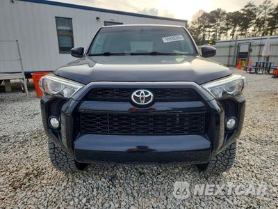 Piąte zdjęcie samochodu w środku: 2015 TOYOTA 4RUNNER SR5 VIN:JTEZU5JR1F5108740 - miniatura