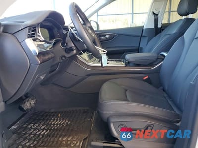 Zdjęcie 7 z 11 samochodu: 2023 AUDI Q8 PREMIUM VIN:WA1AVBF17PD025282 - miniatura