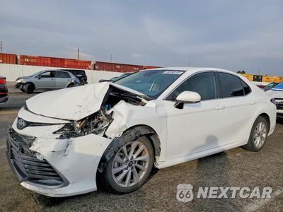 2021 TOYOTA CAMRY LE 4T1C11AKXMU594817 - główne zdjęcie licytacji z USA - miniatura