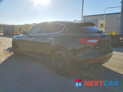 Drugie zdjęcie samochodu z przodu: 2020 MASERATI LEVANTE S VIN:ZN661YUA5LX344944 - miniatura
