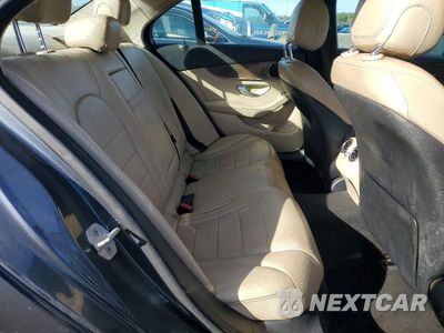 Zdjęcie 10 z 12 samochodu: 2015 MERCEDES-BENZ C 300 4MATIC VIN:55SWF4KB4FU032554 - miniatura