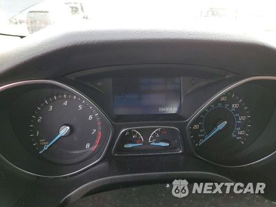 Zdjęcie 9 z 12 samochodu: 2014 FORD FOCUS SE VIN:1FADP3F26EL439139 - miniatura