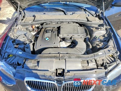 Zdjęcie 11 z 12 samochodu: 2010 BMW 335 XI VIN:WBAWC7C55AE270831 - miniatura