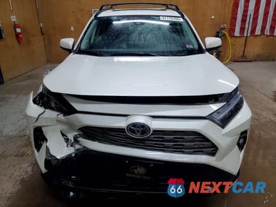 Piąte zdjęcie samochodu w środku: 2022 TOYOTA RAV4 LIMITED VIN:2T3N1RFVXNW291958 - miniatura