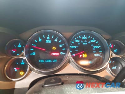 Zdjęcie 9 z 11 samochodu: 2008 GMC SIERRA K1500 VIN:2GTEK19JX81106795 - miniatura