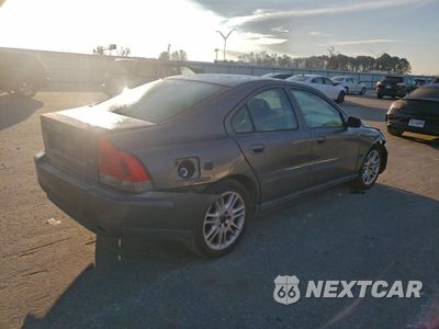 Trzecie zdjęcie samochodu z tyłu: 2004 VOLVO S60 2.5T VIN:YV1RS59V242402023 - miniatura