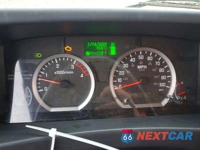 Zdjęcie 9 z 13 samochodu: 2012 ISUZU NPR HD BOX TRUCK VIN:JALC4W160C7002056 - miniatura