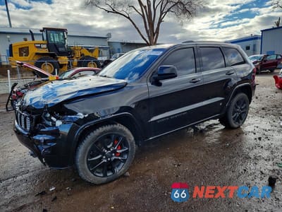 2017 JEEP GRAND CHEROKEE LAREDO 1C4RJFAG1HC772858 - główne zdjęcie licytacji z USA - miniatura