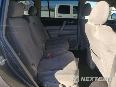 Zdjęcie 11 z 13 samochodu: 2011 TOYOTA HIGHLANDER BASE VIN:5TDBK3EH7BS091187 - miniatura
