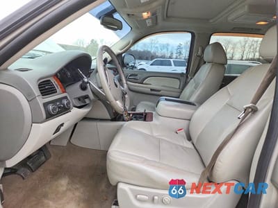 Zdjęcie 7 z 13 samochodu: 2009 CHEVROLET SUBURBAN K1500 LTZ VIN:1GNFK36359R209774 - miniatura