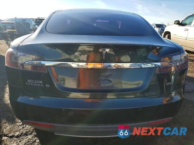 Zdjęcie 6 z 11 samochodu: 2014 TESLA MODEL S VIN:5YJSA1S18EFP50997 - miniatura