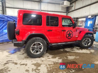 Trzecie zdjęcie samochodu z tyłu: 2022 JEEP WRANGLER UNLIMITED SAHARA VIN:1C4HJXEN0NW268855 - miniatura