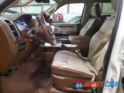 Zdjęcie 7 z 11 samochodu: 2019 RAM 2500 LARAMIE VIN:3C6UR5NJXKG562841 - miniatura
