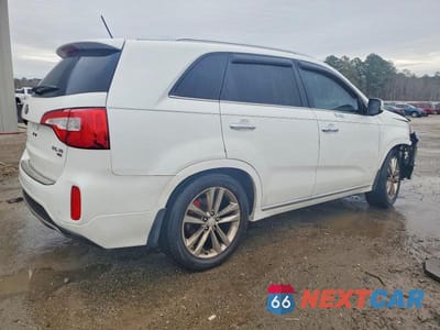 Trzecie zdjęcie samochodu z tyłu: 2014 KIA SORENTO SX LIMITED VIN:5XYKW4A73EG491160 - miniatura