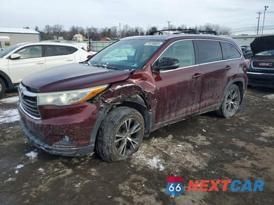 2016 TOYOTA HIGHLANDER XLE 5TDJKRFH6GS259177 - główne zdjęcie licytacji z USA - miniatura