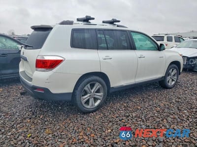 Trzecie zdjęcie samochodu z tyłu: 2011 TOYOTA HIGHLANDER LIMITED VIN:5TDDK3EHXBS084159 - miniatura