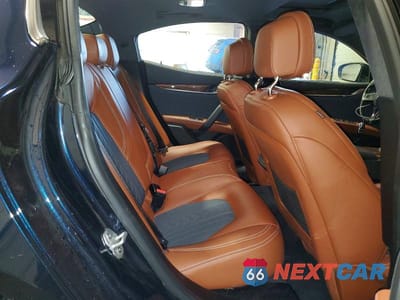 Zdjęcie 10 z 12 samochodu: 2019 MASERATI GHIBLI S VIN:ZAM57YSLXK1319230 - miniatura