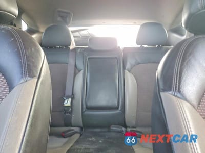 Zdjęcie 10 z 12 samochodu: 2011 HYUNDAI TUCSON GLS VIN:KM8JU3AC0BU275507 - miniatura