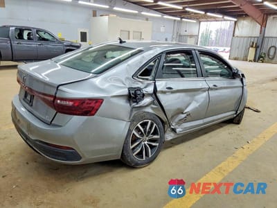 Trzecie zdjęcie samochodu z tyłu: 2025 VOLKSWAGEN JETTA SE VIN:3VW7X7BU9SM060844 - miniatura