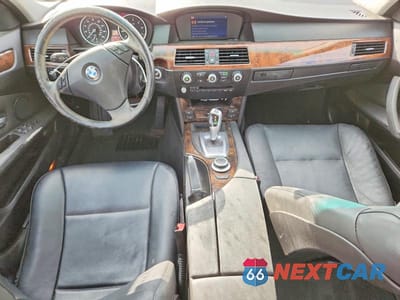 Zdjęcie 8 z 12 samochodu: 2008 BMW 528 I VIN:WBANU53508CT10879 - miniatura