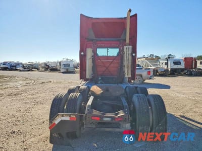 Zdjęcie 6 z 10 samochodu: 2014 VOLVO VNL SEMI TRUCK VIN:4V5NC9UG1EN147091 - miniatura