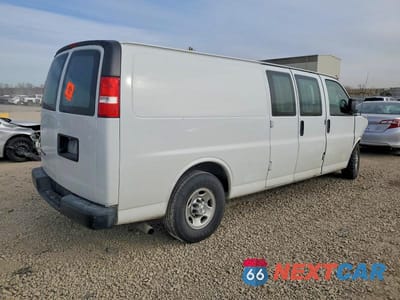 Trzecie zdjęcie samochodu z tyłu: 2018 CHEVROLET EXPRESS G3500 UTILITY / SERVICE VAN VIN:1GCZGHFG8J1337985 - miniatura