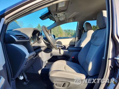Zdjęcie 7 z 13 samochodu: 2022 TOYOTA SIENNA LE VIN:5TDKRKEC9NS116833 - miniatura