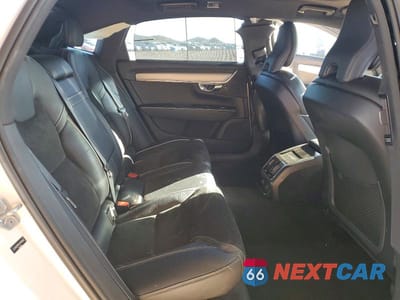 Zdjęcie 10 z 11 samochodu: 2020 VOLVO S90 T6 R-D VIN:LVYA22MTXLP175343 - miniatura