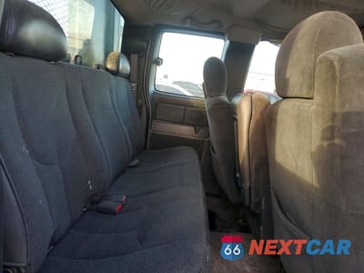 Zdjęcie 10 z 12 samochodu: 2006 GMC SIERRA FLATBED TRUCK VIN:1GTJK39D76E230572 - miniatura