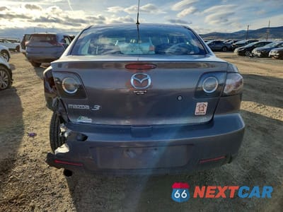 Zdjęcie 6 z 12 samochodu: 2007 MAZDA 3 I VIN:JM1BK32F071617103 - miniatura