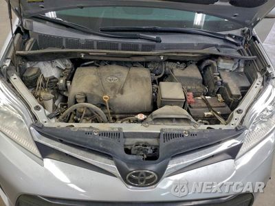 Zdjęcie 12 z 16 samochodu: 2019 TOYOTA SIENNA LE VIN:5TDKZ3DC7KS994716 - miniatura