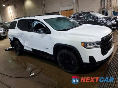 Czwarte zdjęcie samochodu z boku: 2023 GMC ACADIA SLT VIN:1GKKNULS4PZ265190 - miniatura