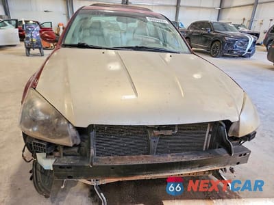 Piąte zdjęcie samochodu w środku: 2005 NISSAN ALTIMA S VIN:1N4AL11E85C339001 - miniatura