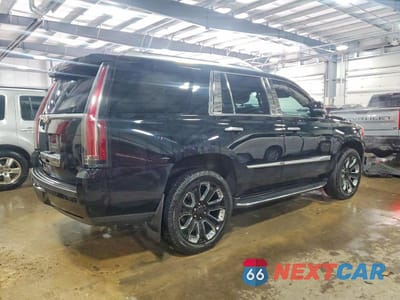 Trzecie zdjęcie samochodu z tyłu: 2018 CADILLAC ESCALADE PREMIUM LUXURY VIN:1GYS4CKJ8JR188150 - miniatura