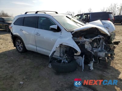 Czwarte zdjęcie samochodu z boku: 2014 TOYOTA HIGHLANDER XLE VIN:5TDJKRFH3ES014463 - miniatura