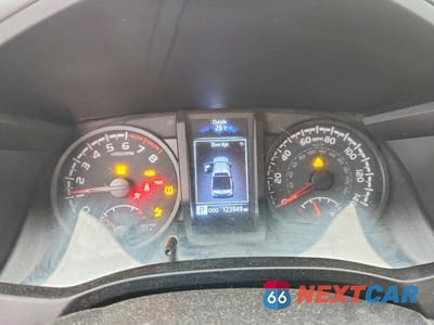 Zdjęcie 9 z 12 samochodu: 2023 TOYOTA TACOMA VIN:3TMCZ5AN4PM628550 - miniatura