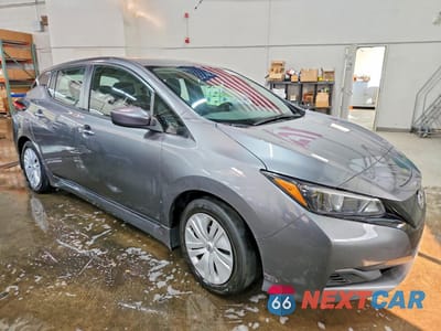 Czwarte zdjęcie samochodu z boku: 2025 NISSAN LEAF S VIN:1N4AZ1BVXSC560012 - miniatura