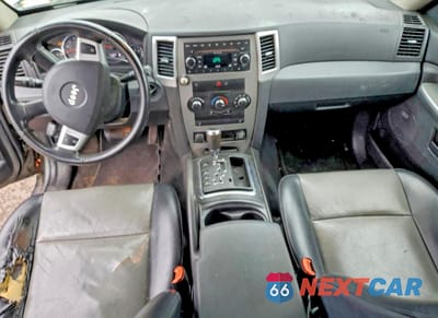 Zdjęcie 8 z 13 samochodu: 2008 JEEP GRAND CHEROKEE LAREDO VIN:1J8GR48K88C137580 - miniatura