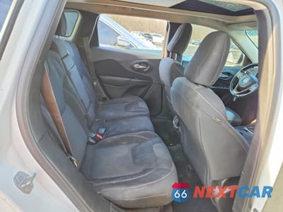 Zdjęcie 11 z 13 samochodu: 2015 JEEP CHEROKEE LATITUDE VIN:1C4PJMCB0FW636083 - miniatura