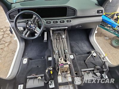 Zdjęcie 8 z 13 samochodu: 2025 MERCEDES-BENZ GLS 580 4MATIC VIN:4JGFF8FE2SB301141 - miniatura