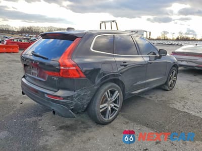 Trzecie zdjęcie samochodu z tyłu: 2018 VOLVO XC60 T5 MOMENTUM VIN:YV4102RK3J1064904 - miniatura